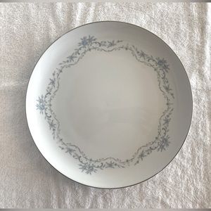 Mikasa Chadsworth White Bone China 12" Round Chop Platter